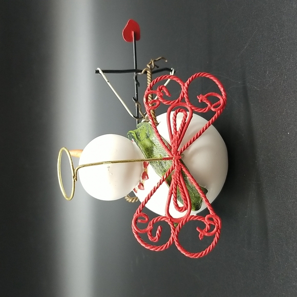 Snowman Cupid Angel Figurine - Picture 3 of 7